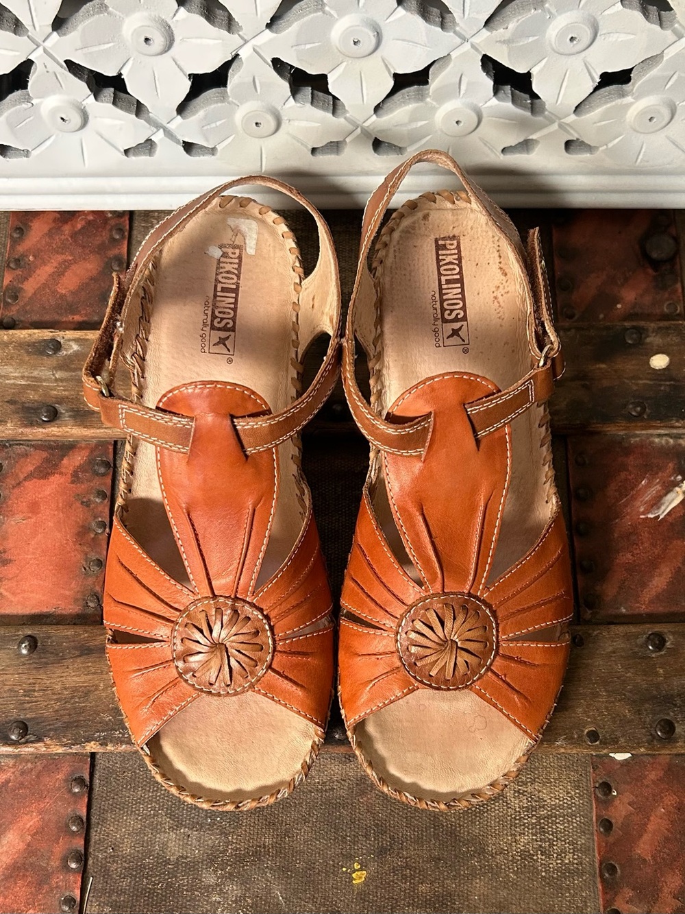 Pikolinos Brown Leather Wedge Sandals Floral Cutout EU 40 US 9-9.5